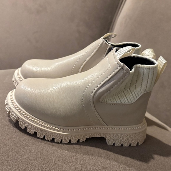 yangjiayi Other - Stylish Kids' Shoes